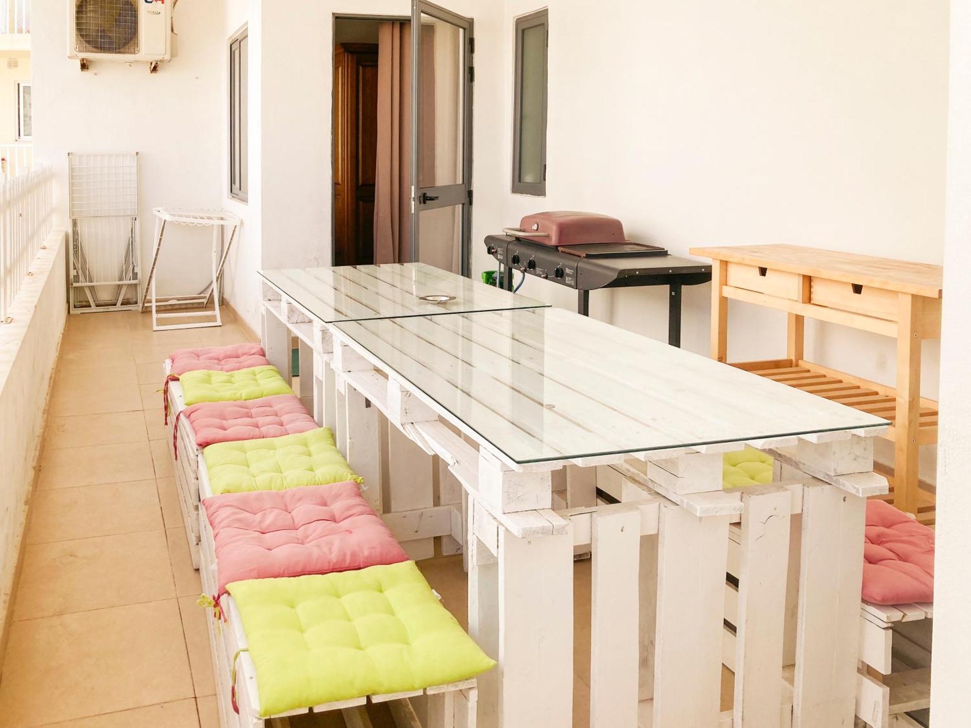 Xl Central Home - Sleeps 10 People Pietà Dış mekan fotoğraf