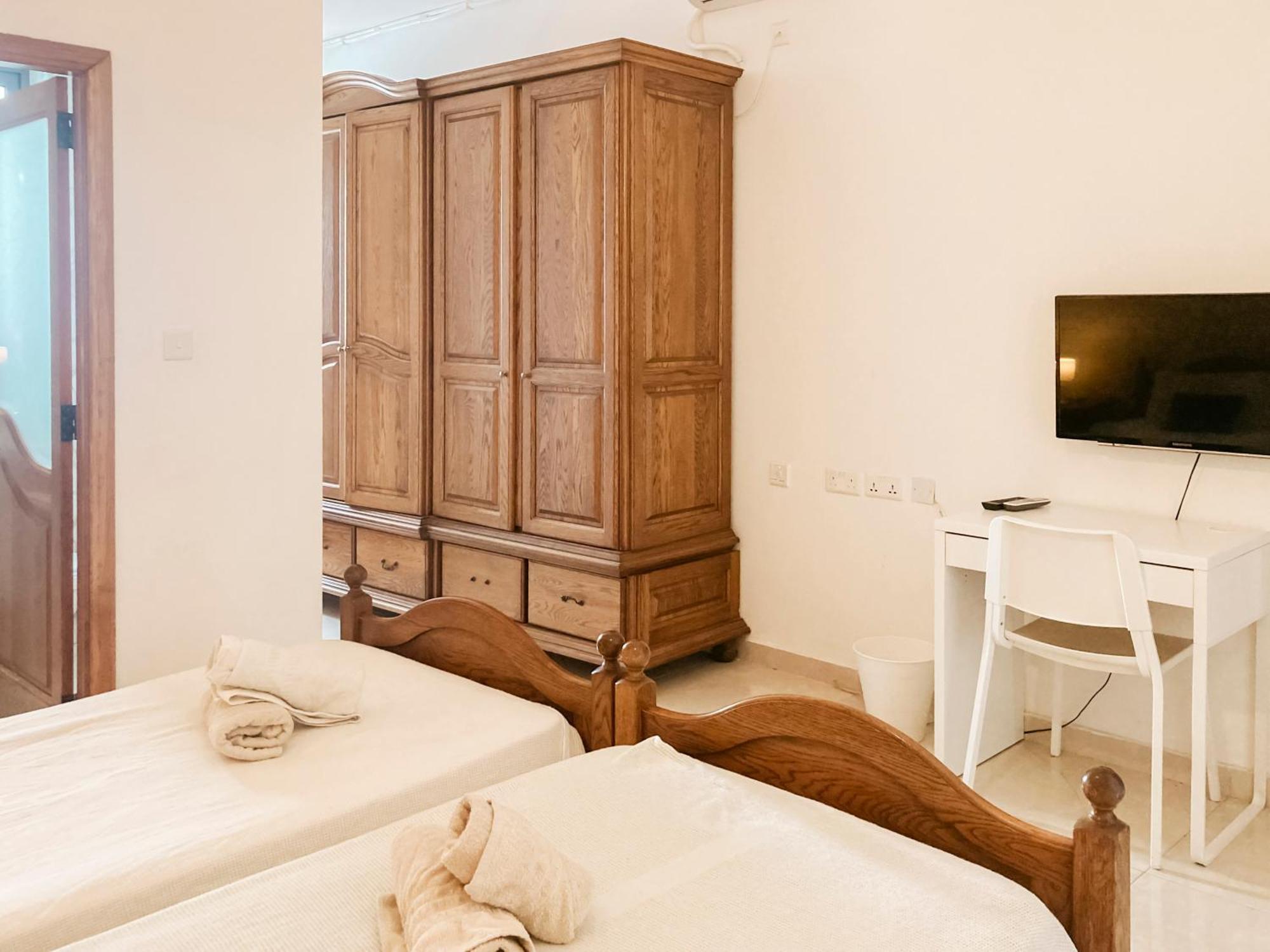 Xl Central Home - Sleeps 10 People Pietà Dış mekan fotoğraf
